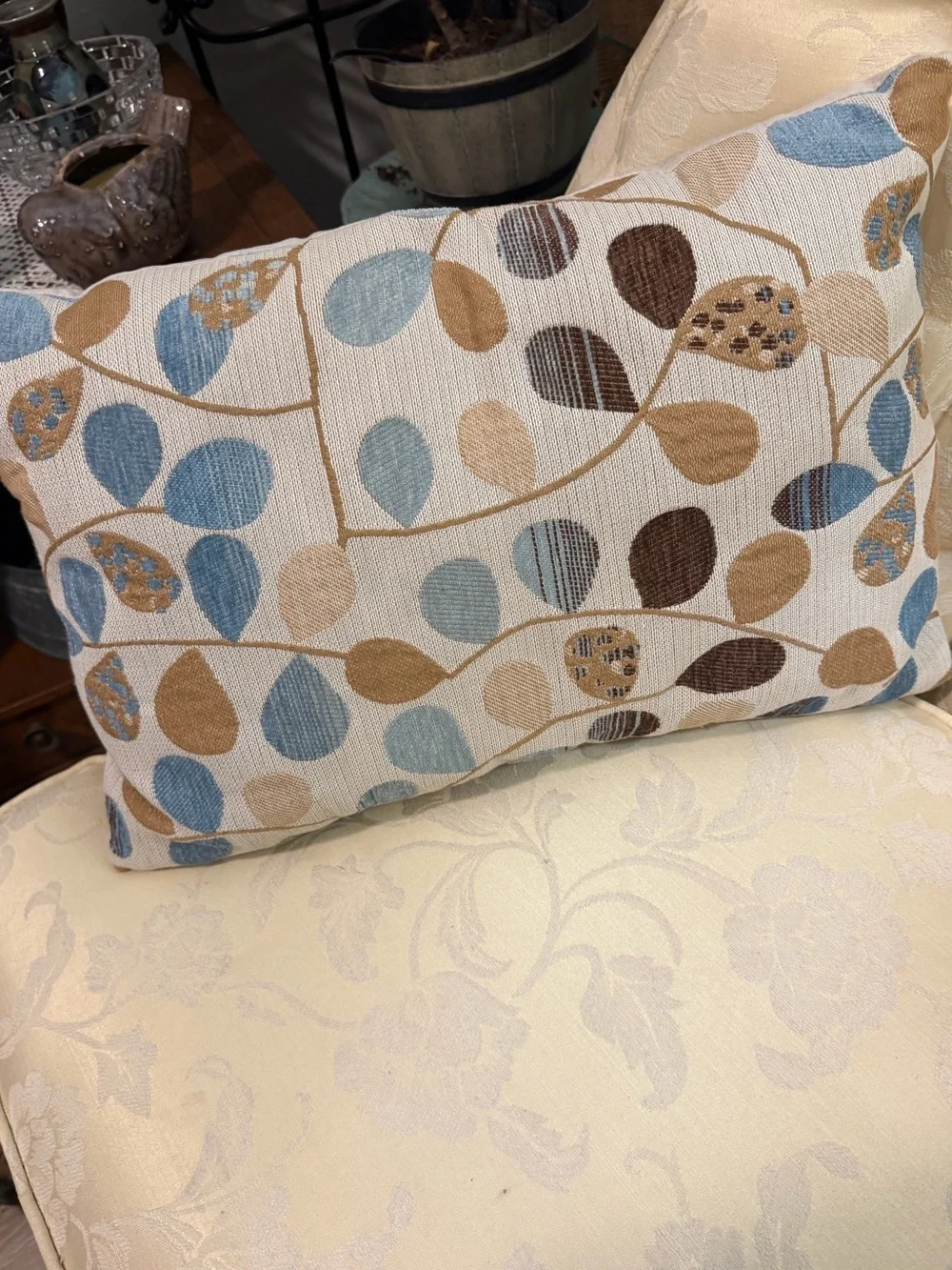 LUXURY LUMBAR BOTANICAL ACCENT PILLOW